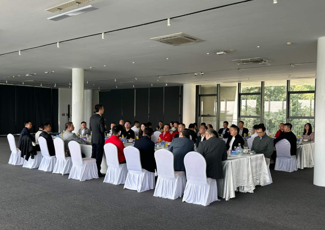 1702893812430040026.png 1702893812430040026.png